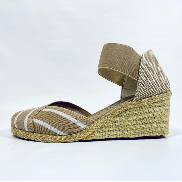RALPH LAUREN: Charla Espadrilles Wedges - Picture 4 of 9